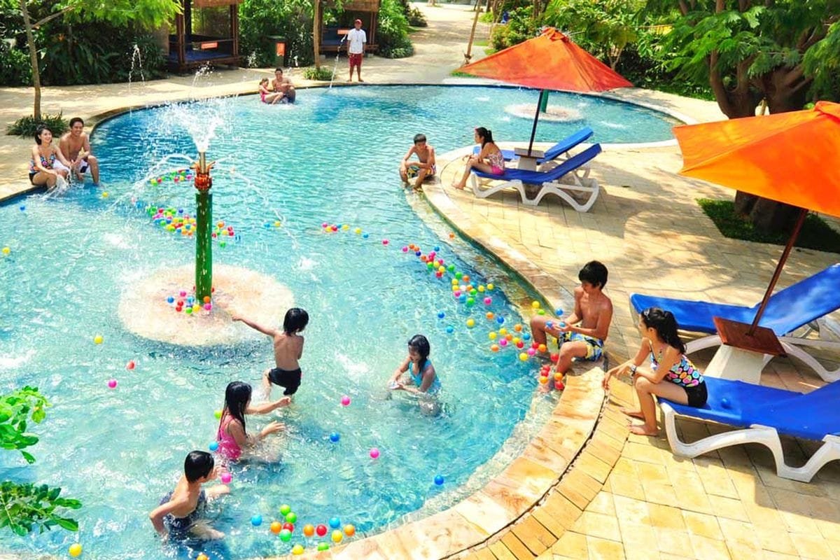 Kolam Renang Royale Serpong Residence